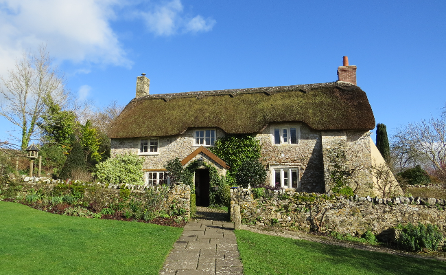 Listed thatched cottage